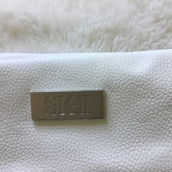 SKII White Cosmetic Bag - Picture 3 of 8